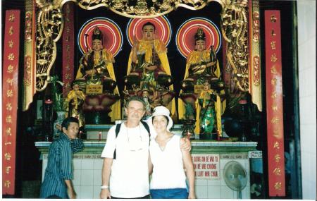 dans un temple yves et moi 